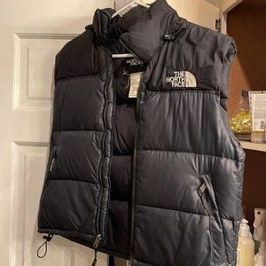 The North Face puffer vest. Black. Woman’s medium
